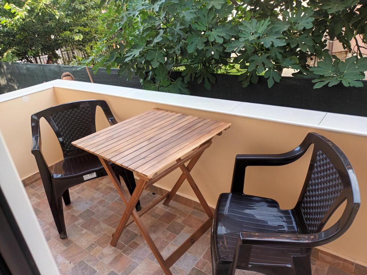 Hotel Vila Cosmin Eforie Nord Exterior foto